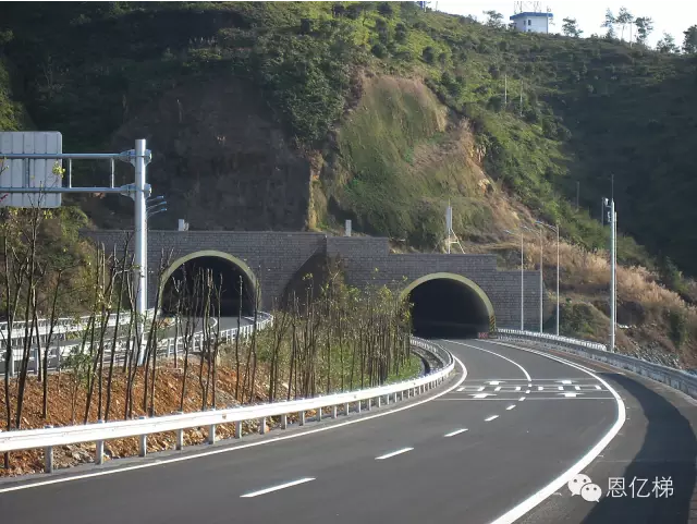 tyc1286太阳成集团UPS电源中标湖南湘西州隧道养护机电工程